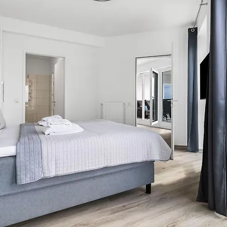 아파트 Dem So Nah *